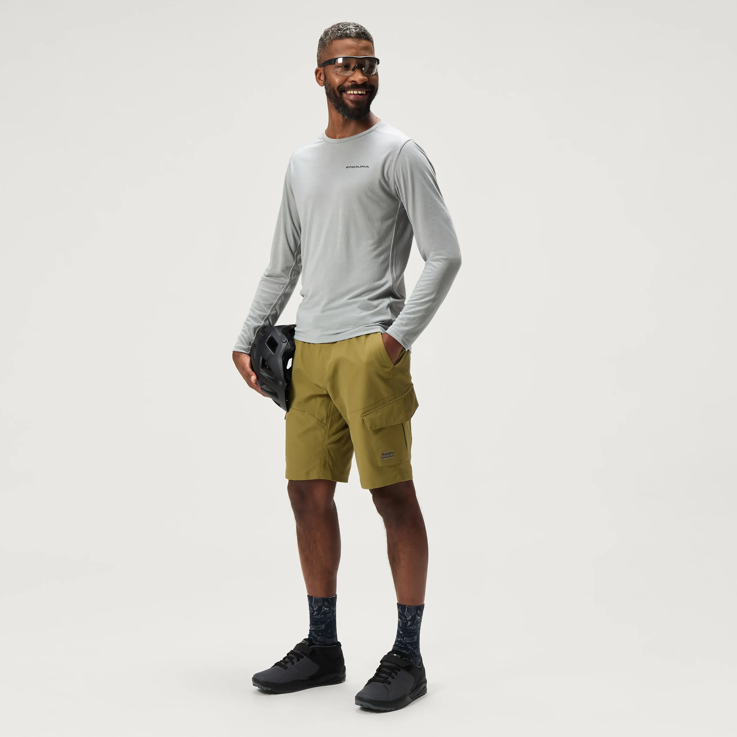 Men's Loop Cargo Shorts