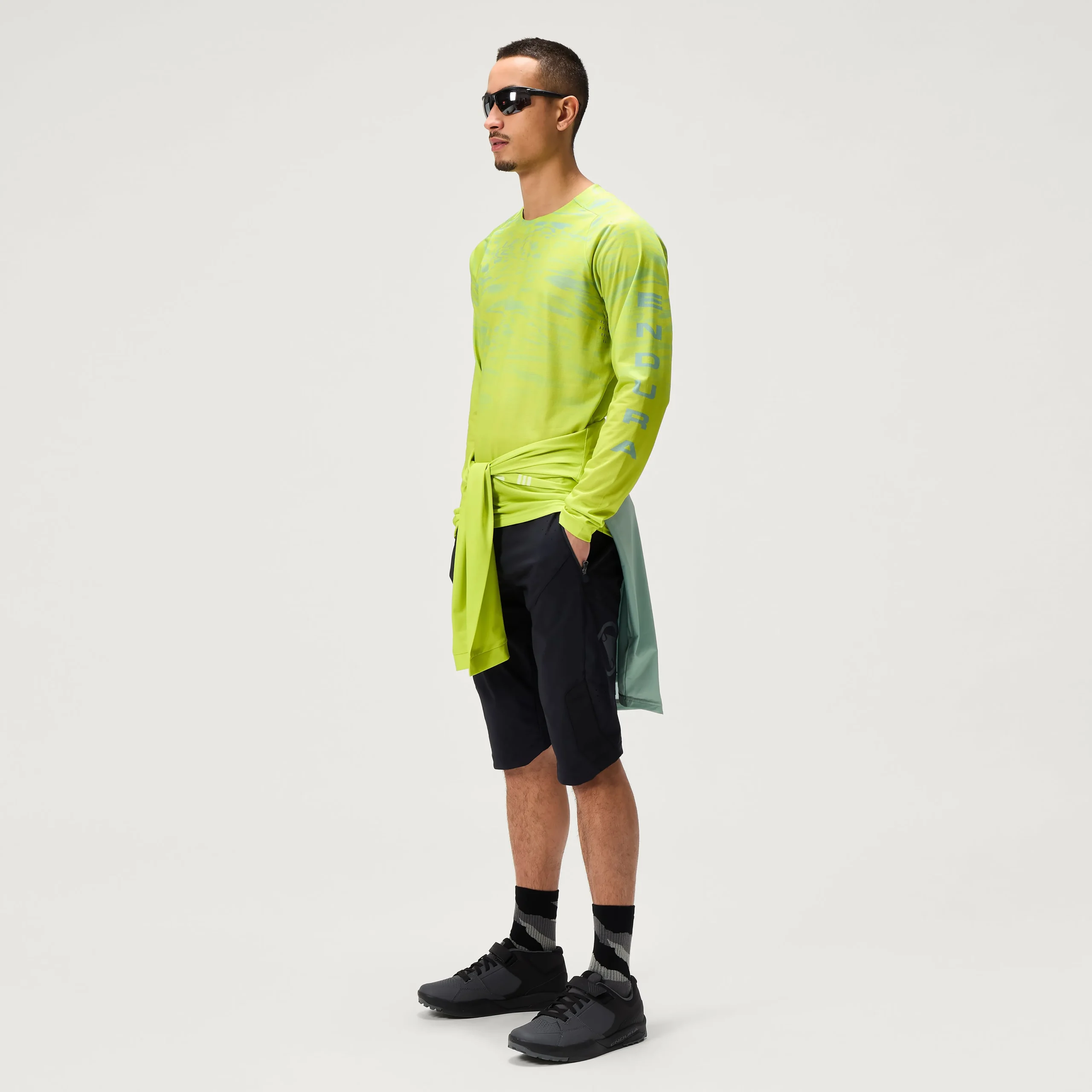 Men's Ltd Marble Print L/S Tee