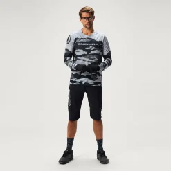 Men's Ltd Mountain Camo L/S Tee