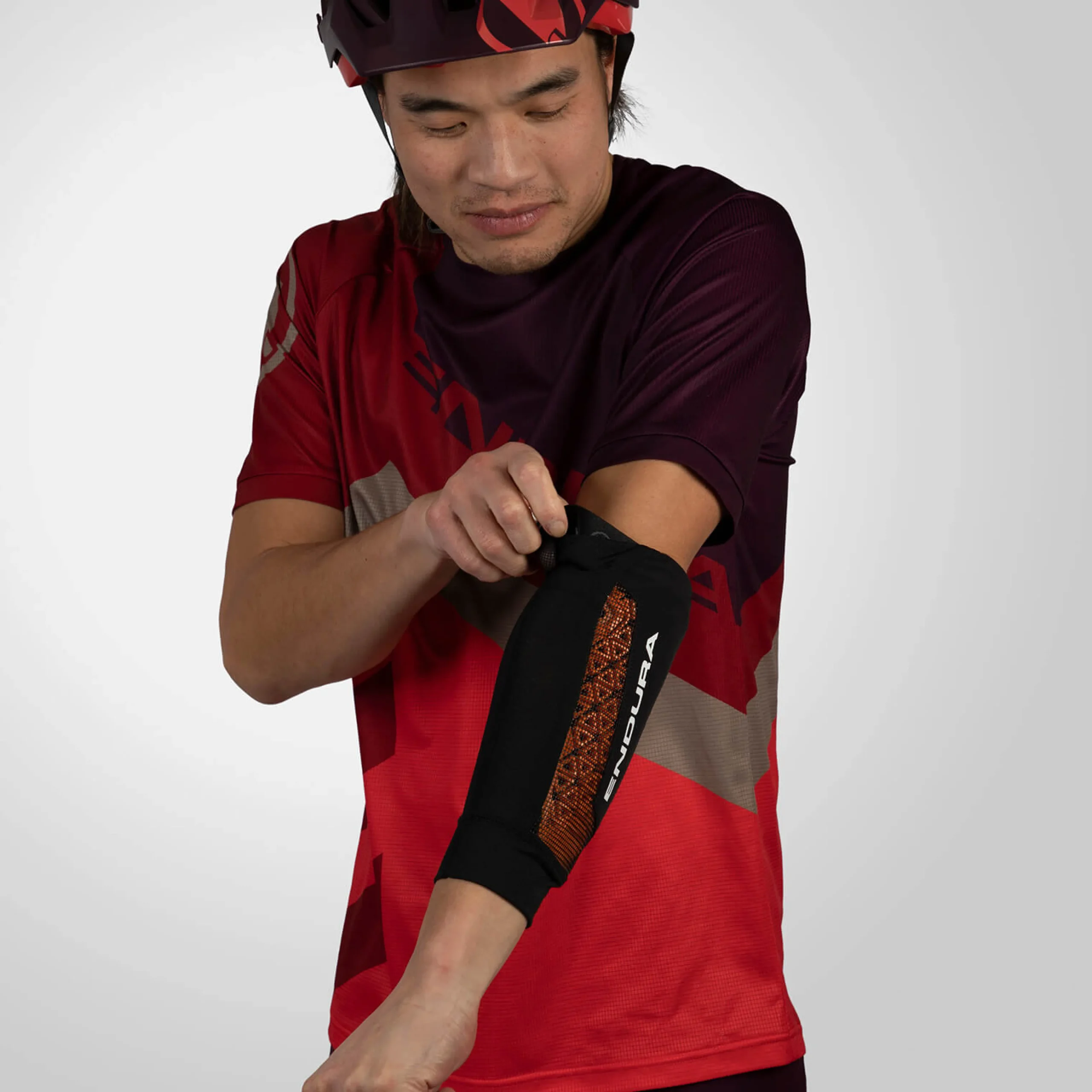 MT500 D3O® Elbow Pads