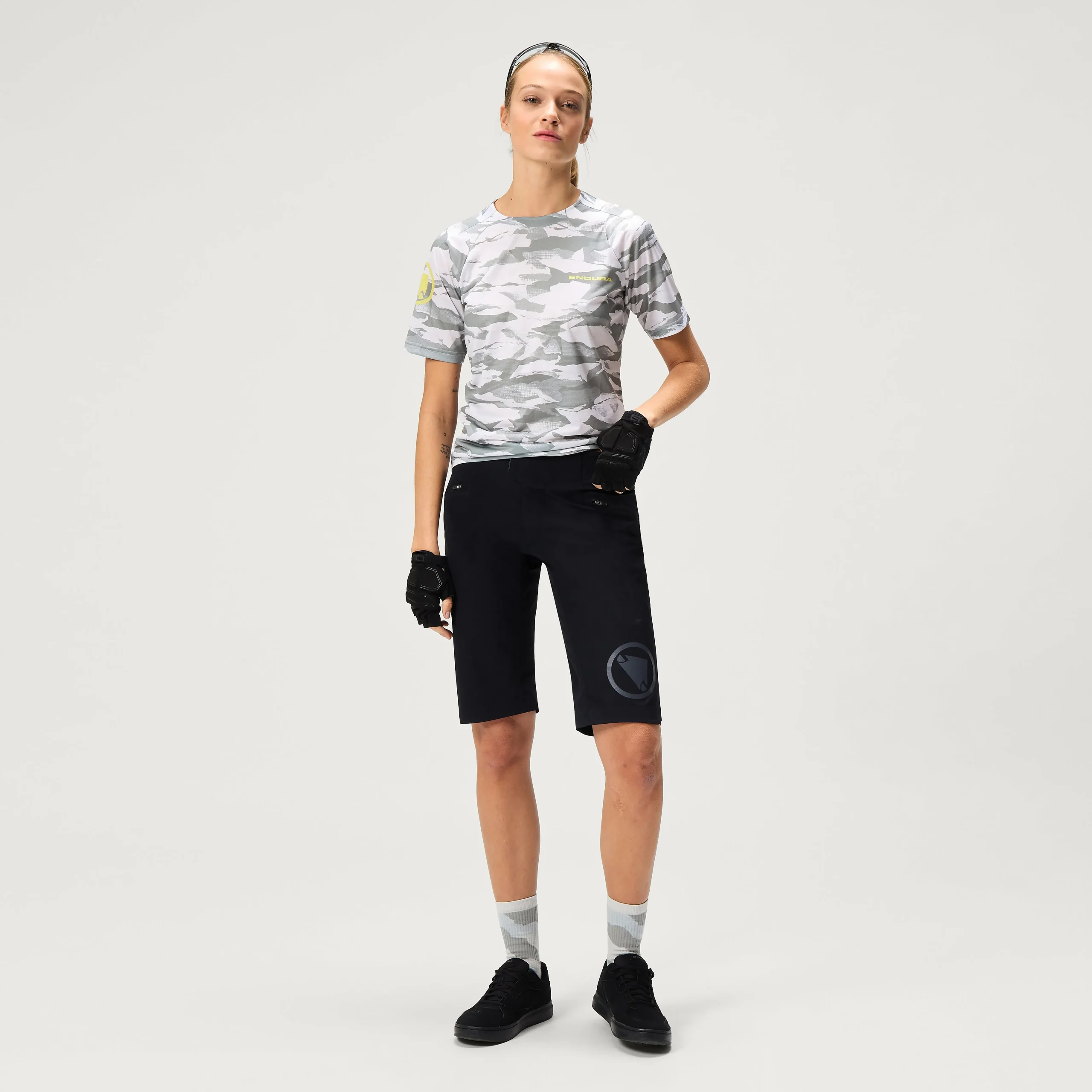 Women's Ltd Mountain Camo S/S Tee