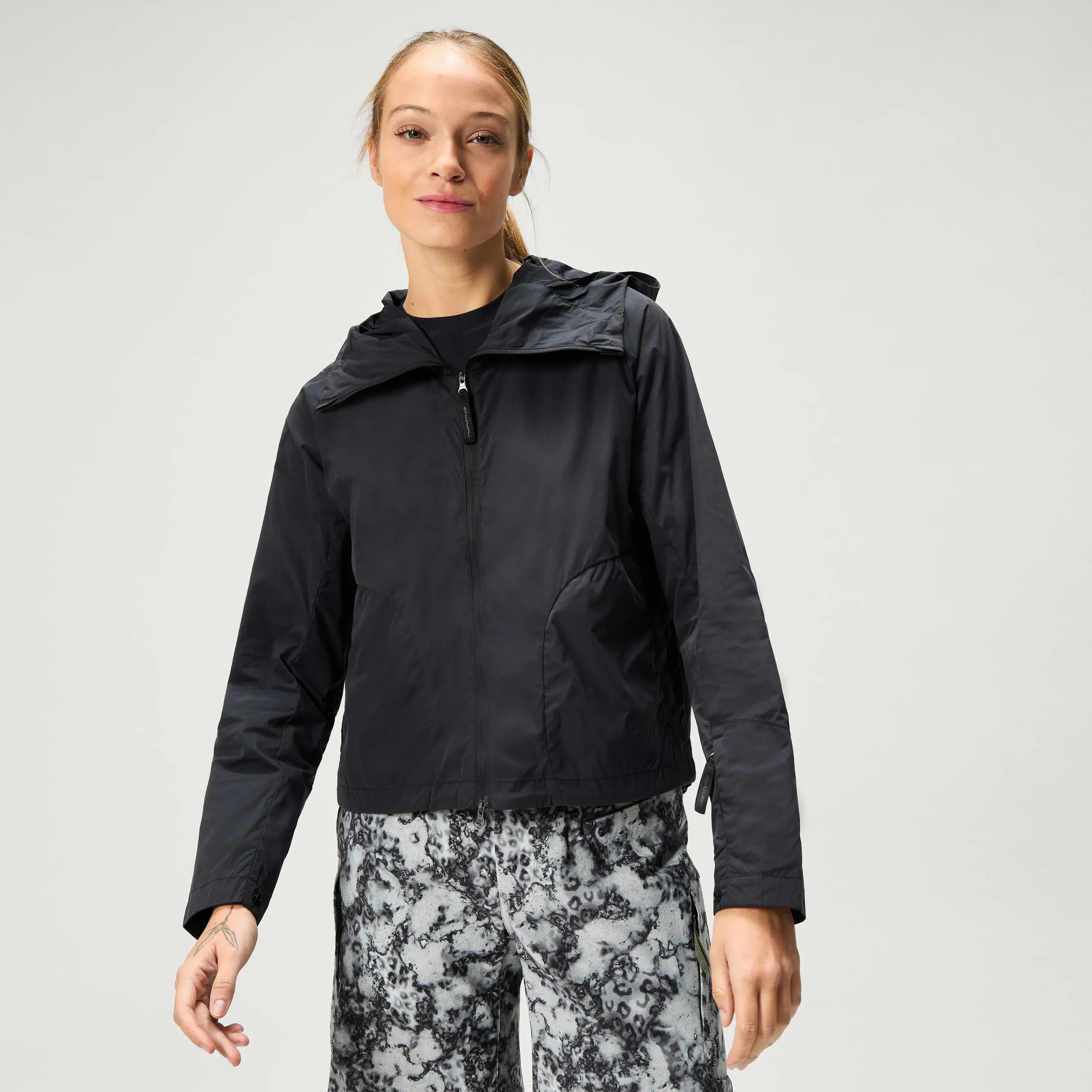 Women's SulTrac Breathable Lightweight Jacket
